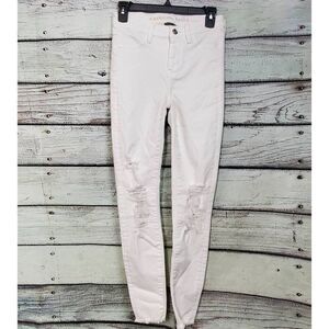 American Eagle Size 0 White Skinny Jegging